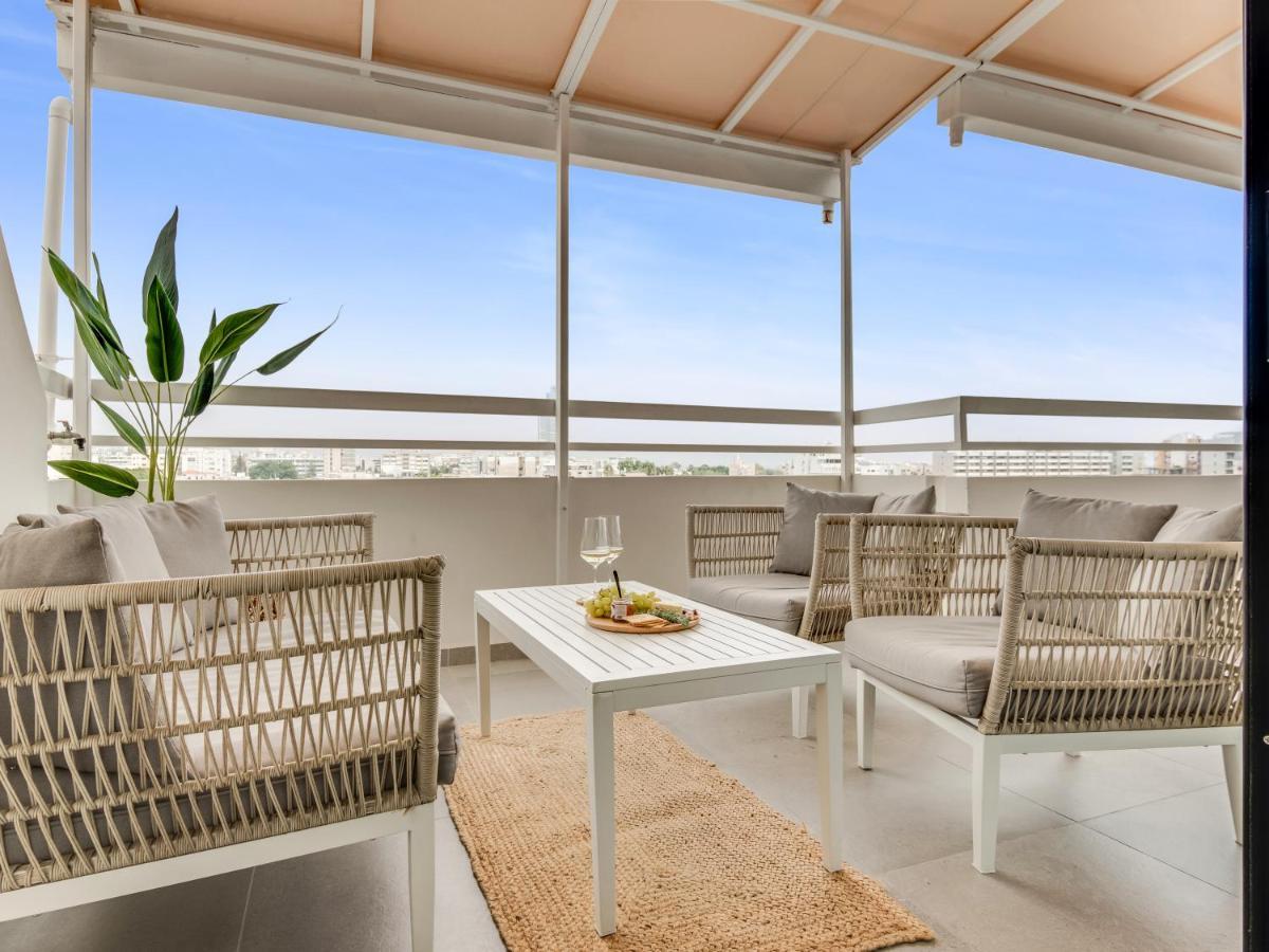 Sanders Coral Court Penthouse - Cute 3-Bedroom Apartment With Balcony Limassol Exterior photo